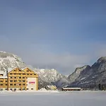 מלון Cooee Alpin Dachstein 3*