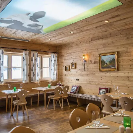 Hotel Cooee Alpin Dachstein 3*