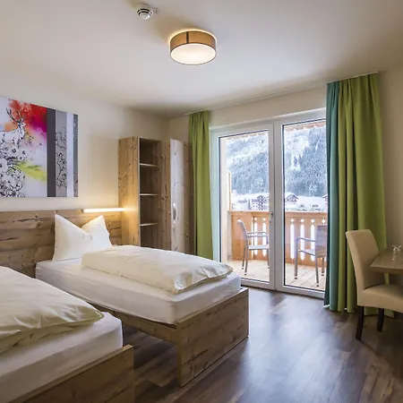 Cooee Alpin Dachstein Hotell 3*