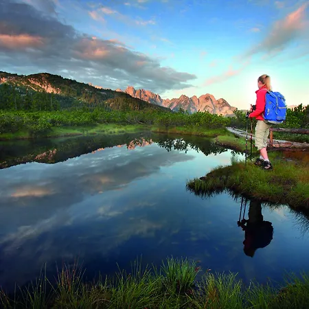 Hotell Cooee Alpin Dachstein 3*