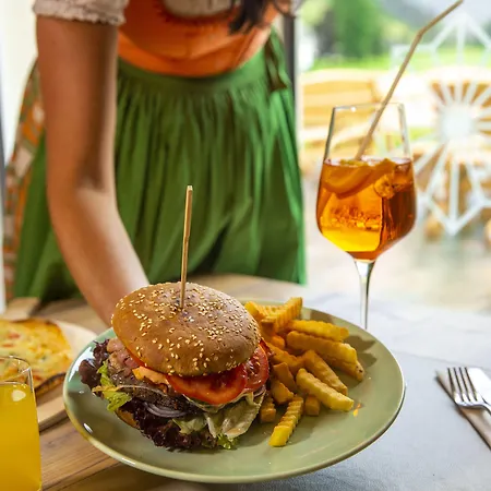 Hotell Cooee Alpin Dachstein Gosau