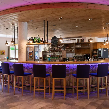 Cooee Alpin Dachstein Hotel 3*