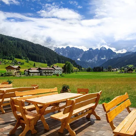 Cooee Alpin Dachstein Hotel 3*