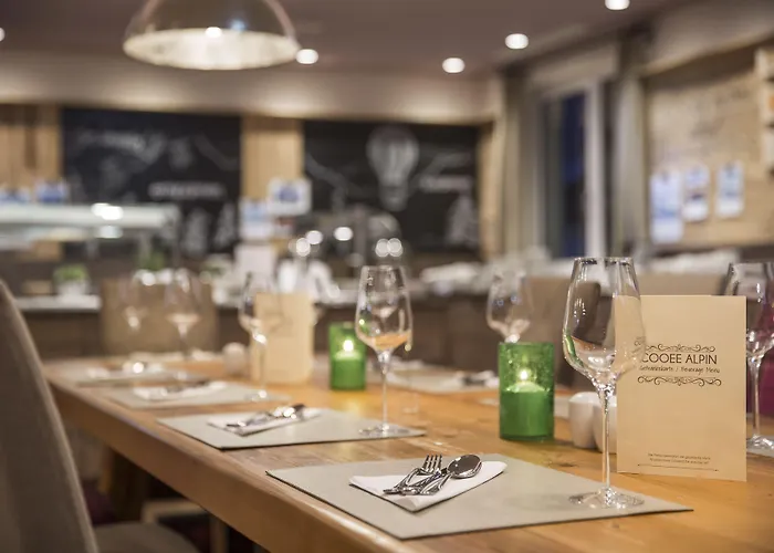 Cooee Alpin Dachstein Гозау