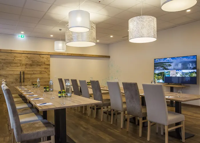 Отель Cooee Alpin Dachstein Гозау