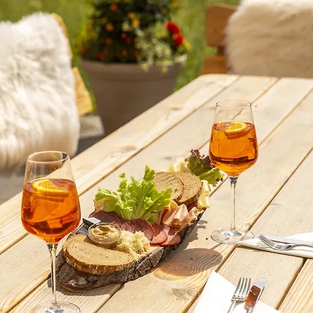 Hotel Cooee Alpin Dachstein